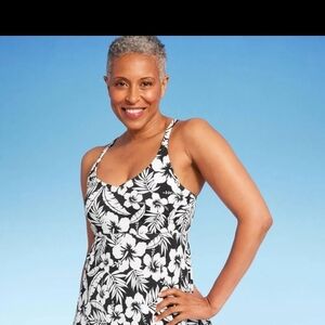 Women's Black and White Floral Swim Tankini Top